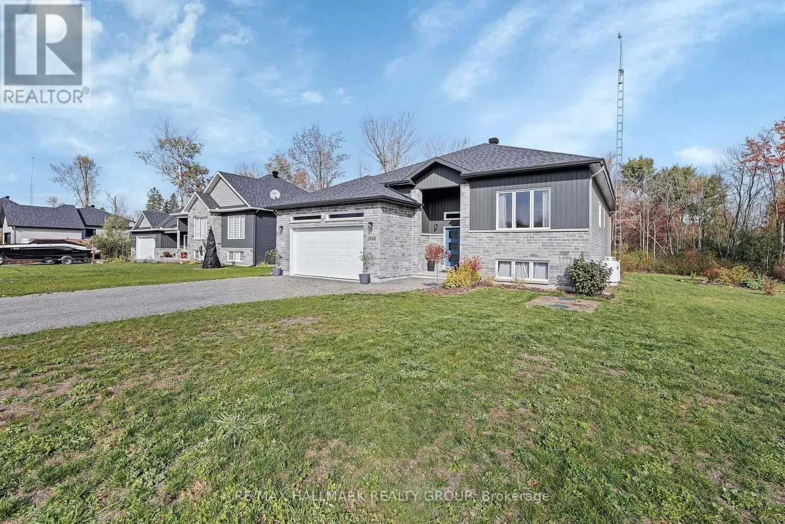 1350 COUNTRY LANE