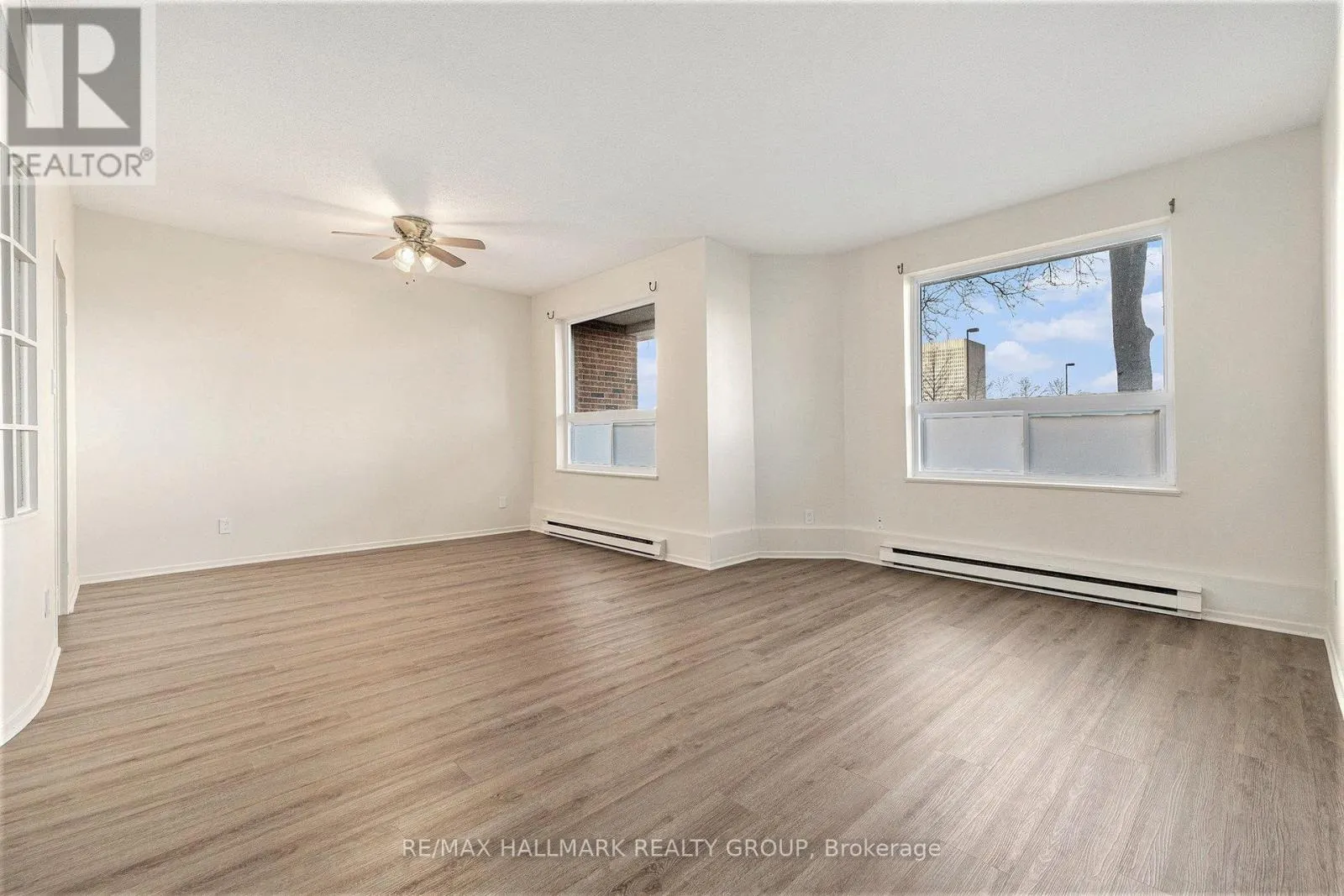 101 - 50 EMMERSON AVENUE