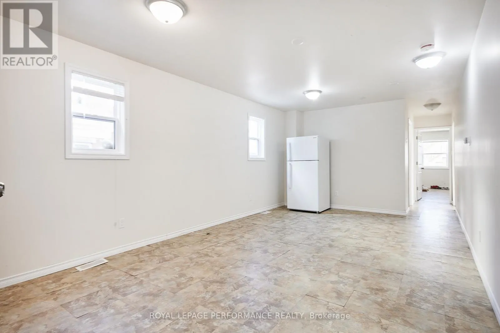 26 AYLMER AVENUE