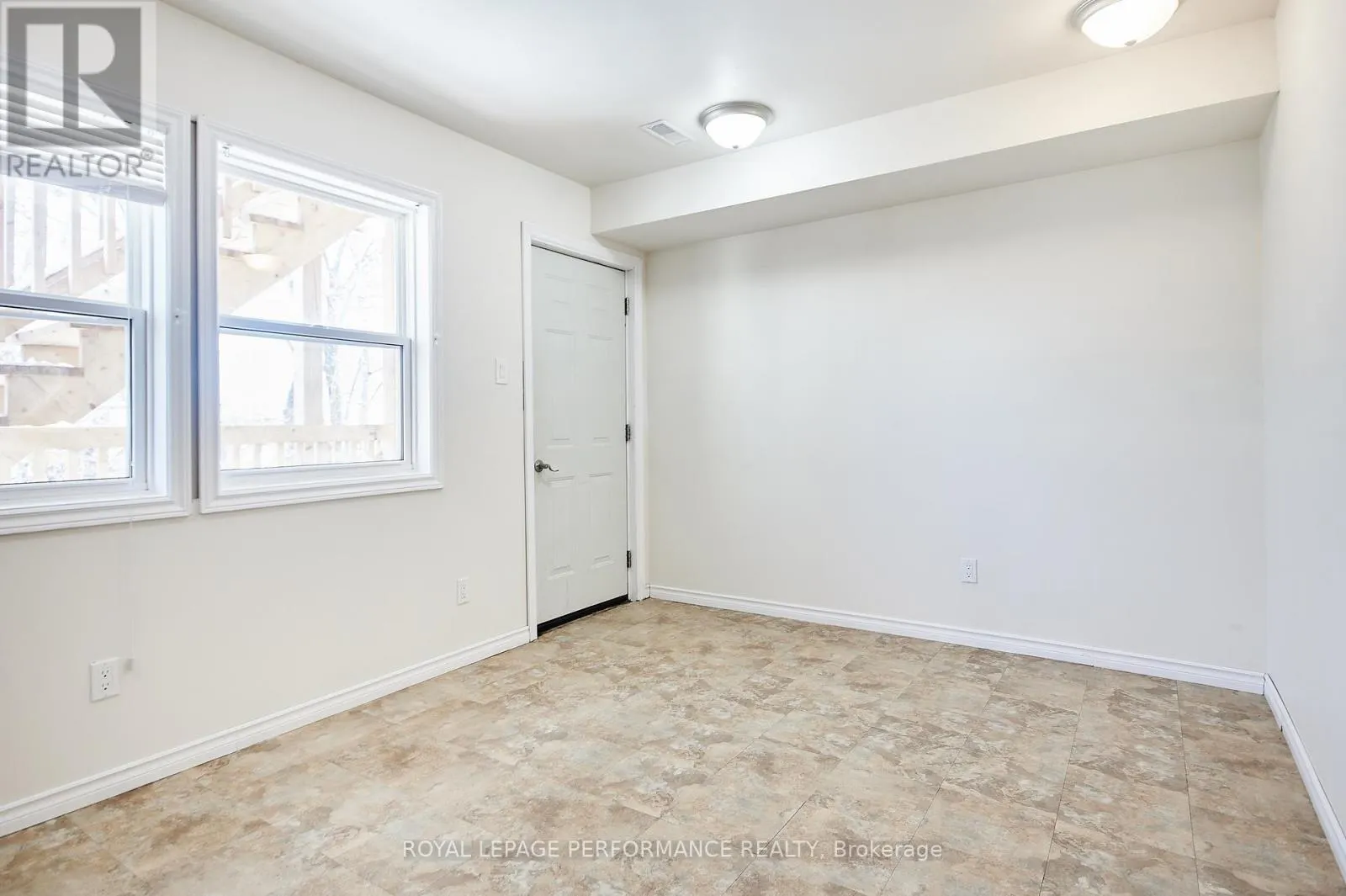26 AYLMER AVENUE