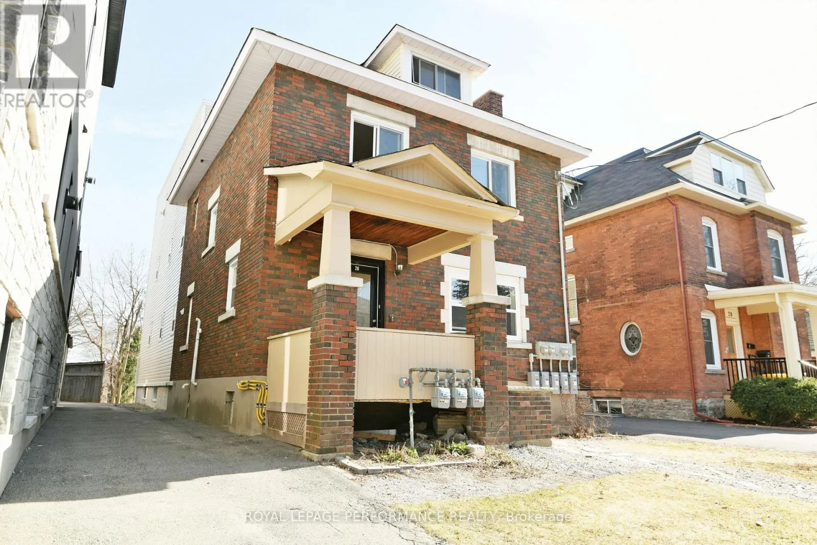 26 AYLMER AVENUE