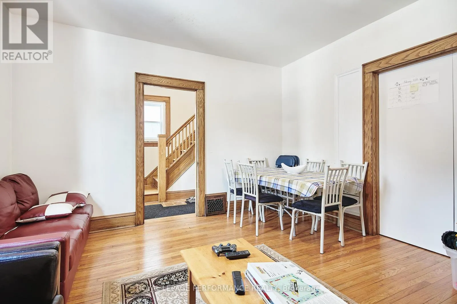 26 AYLMER AVENUE