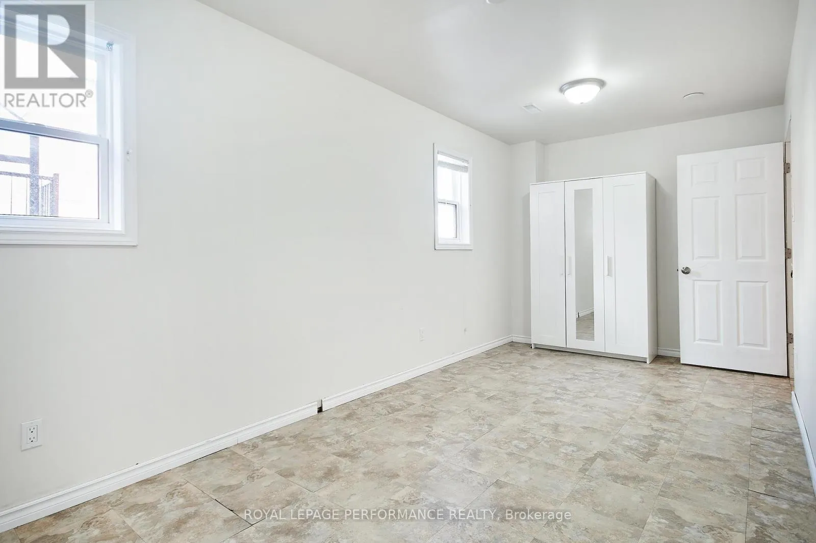 26 AYLMER AVENUE