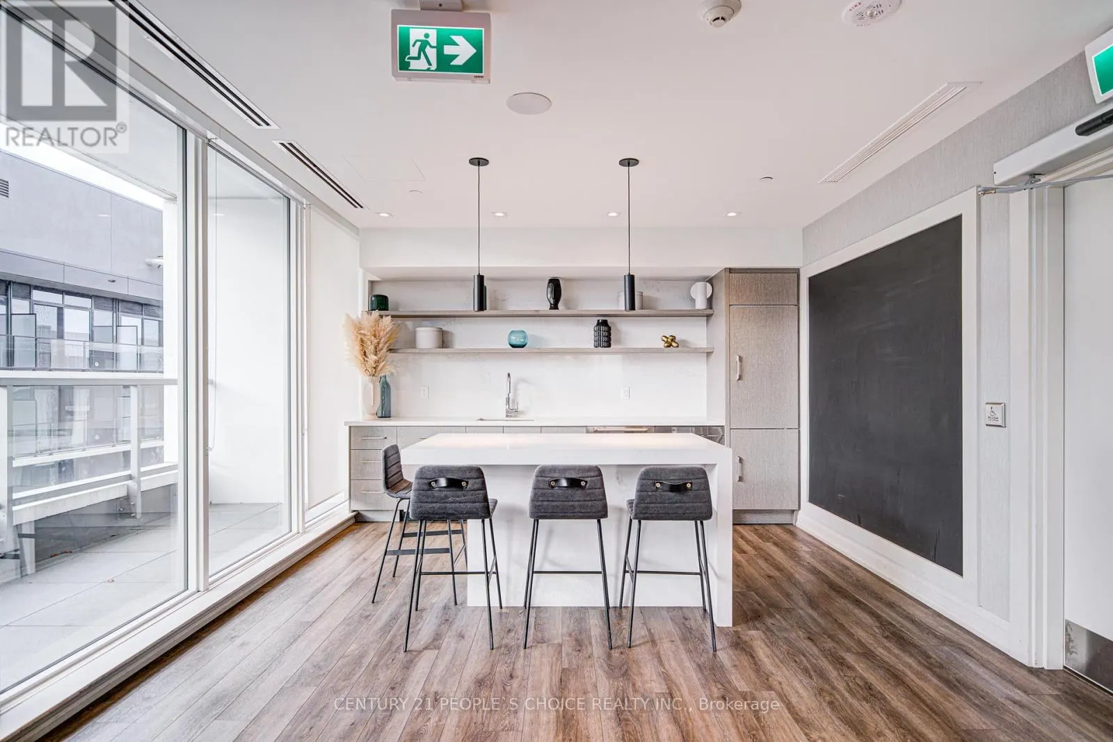 401 - 212 KING WILLIAM STREET