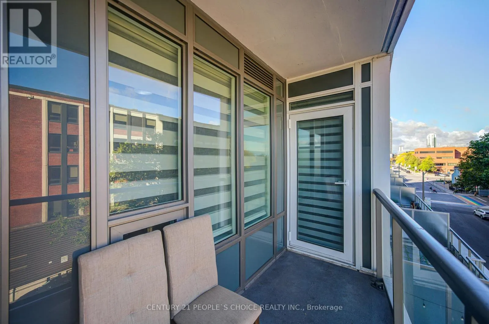401 - 212 KING WILLIAM STREET
