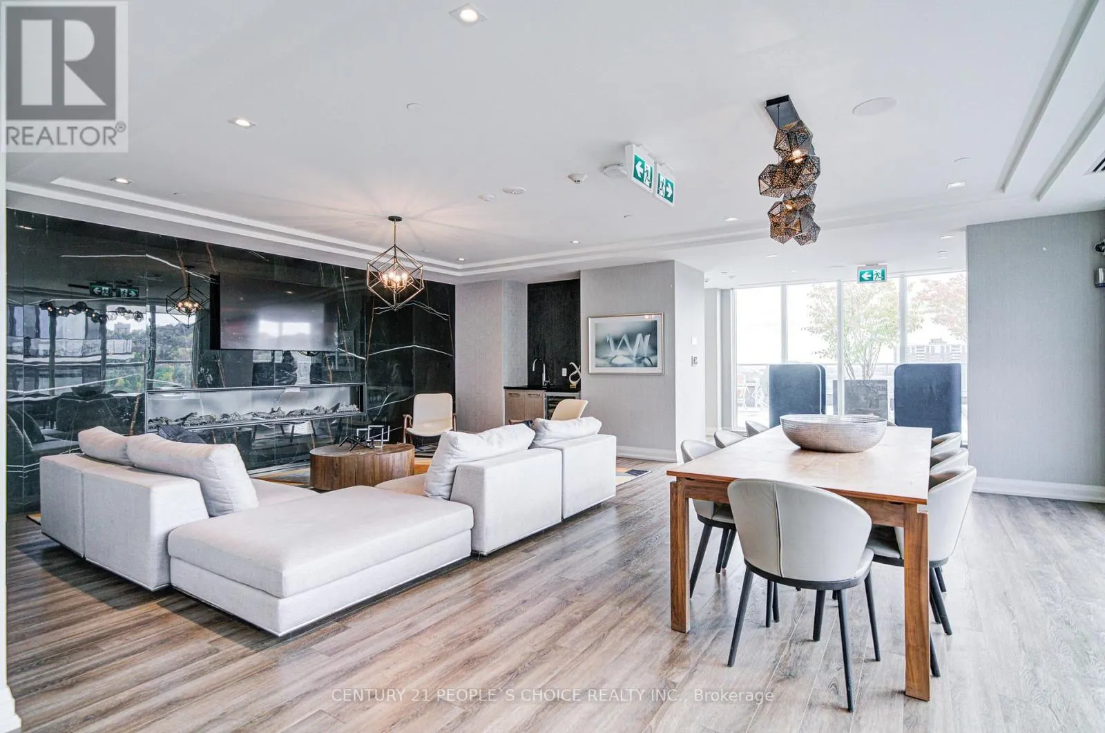 401 - 212 KING WILLIAM STREET