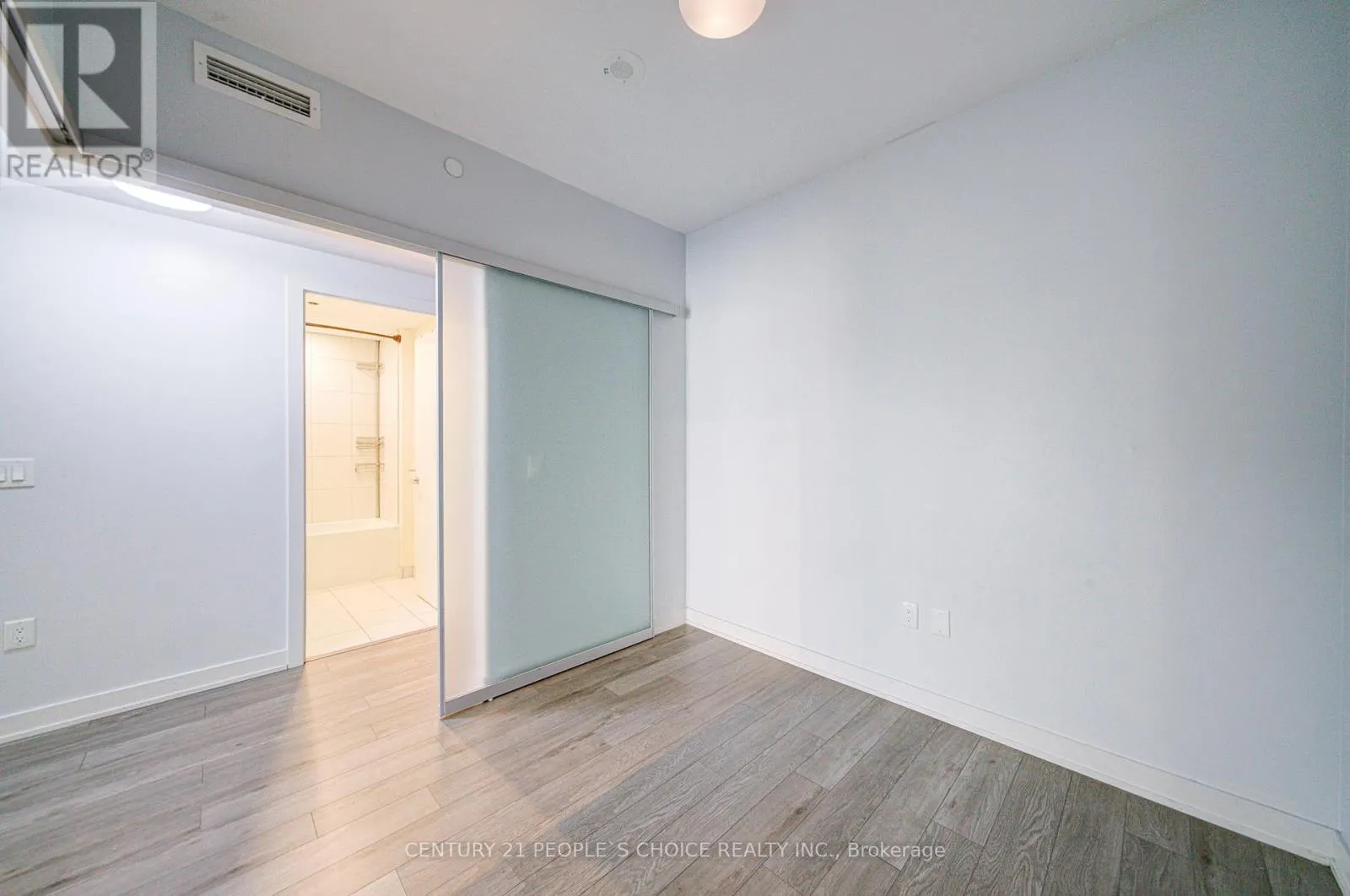 401 - 212 KING WILLIAM STREET