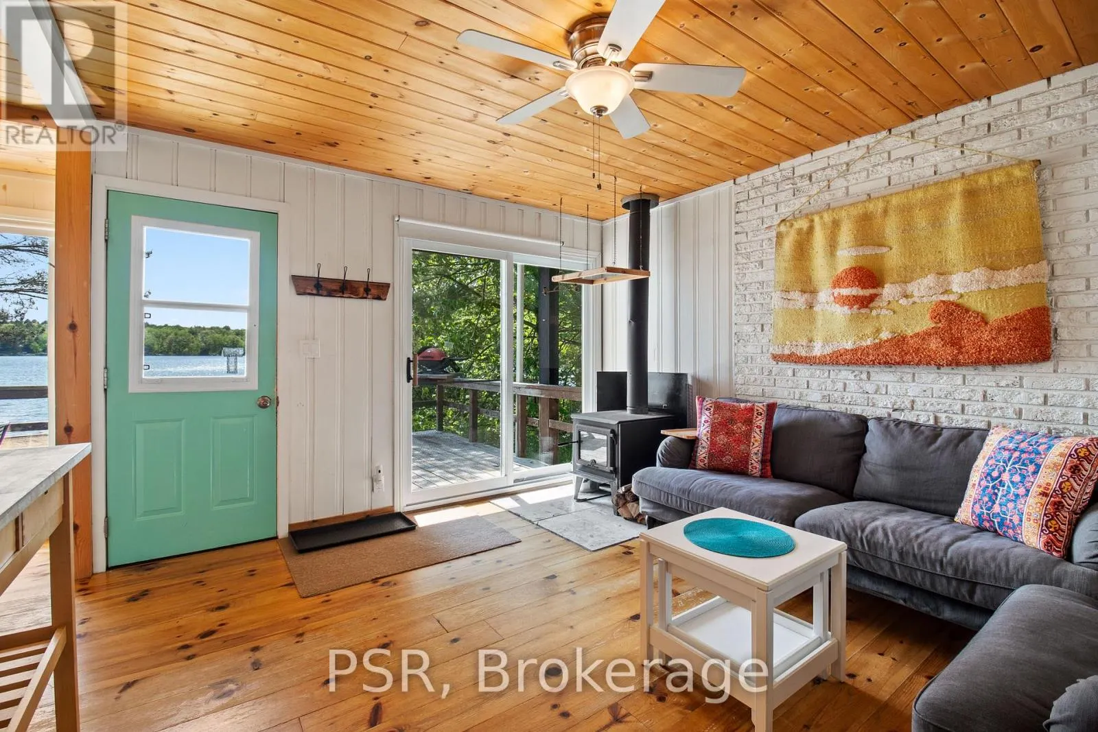 1113 MOON RIVER ROAD