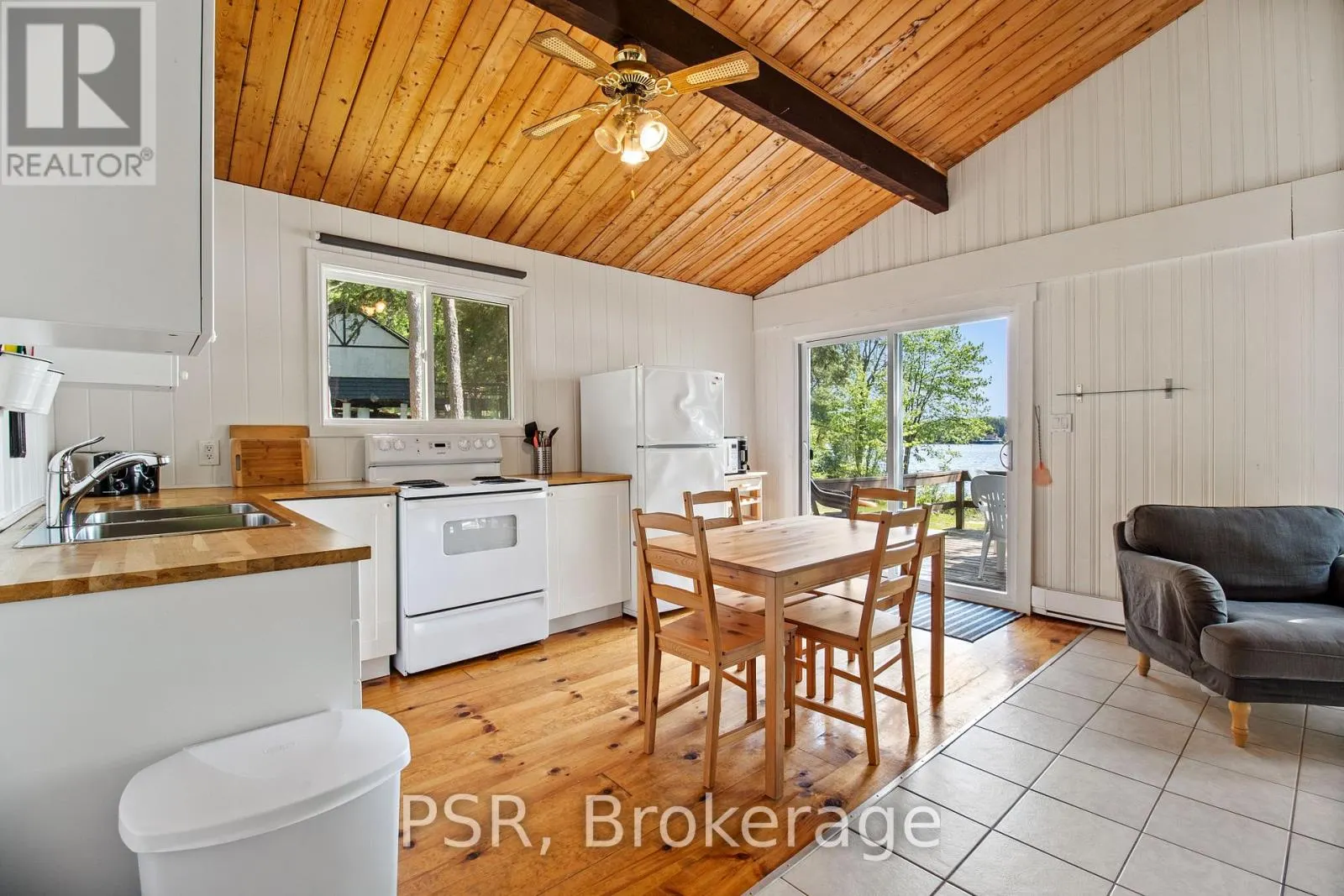 1113 MOON RIVER ROAD