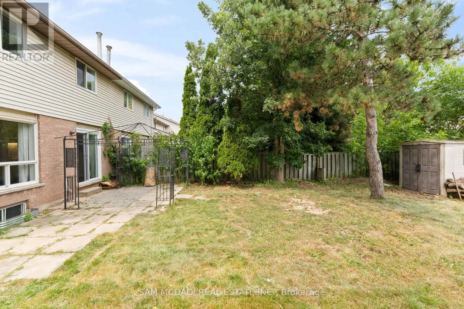 65 EDGEMERE DRIVE