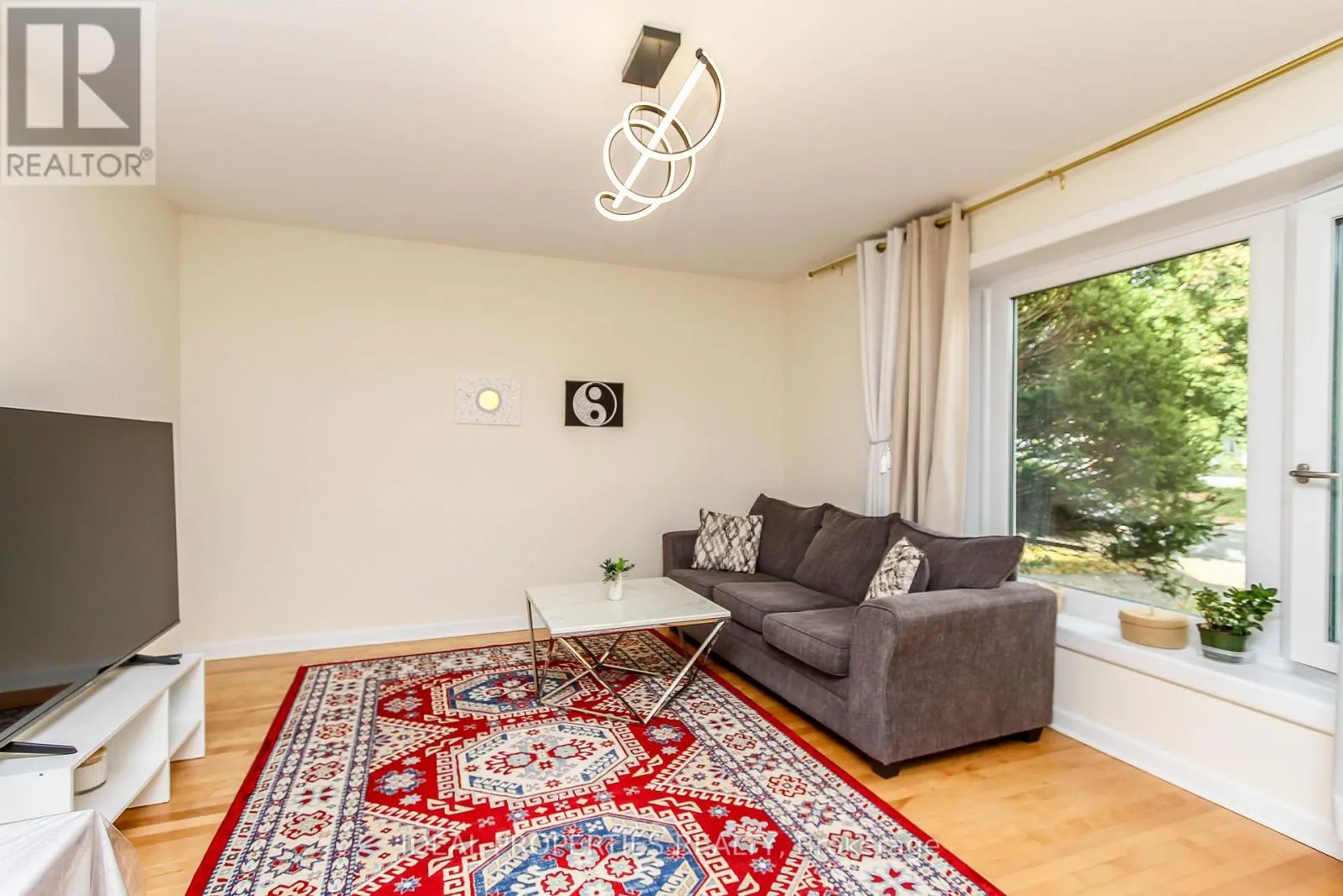 A - 2034 SAUNDERSON DRIVE