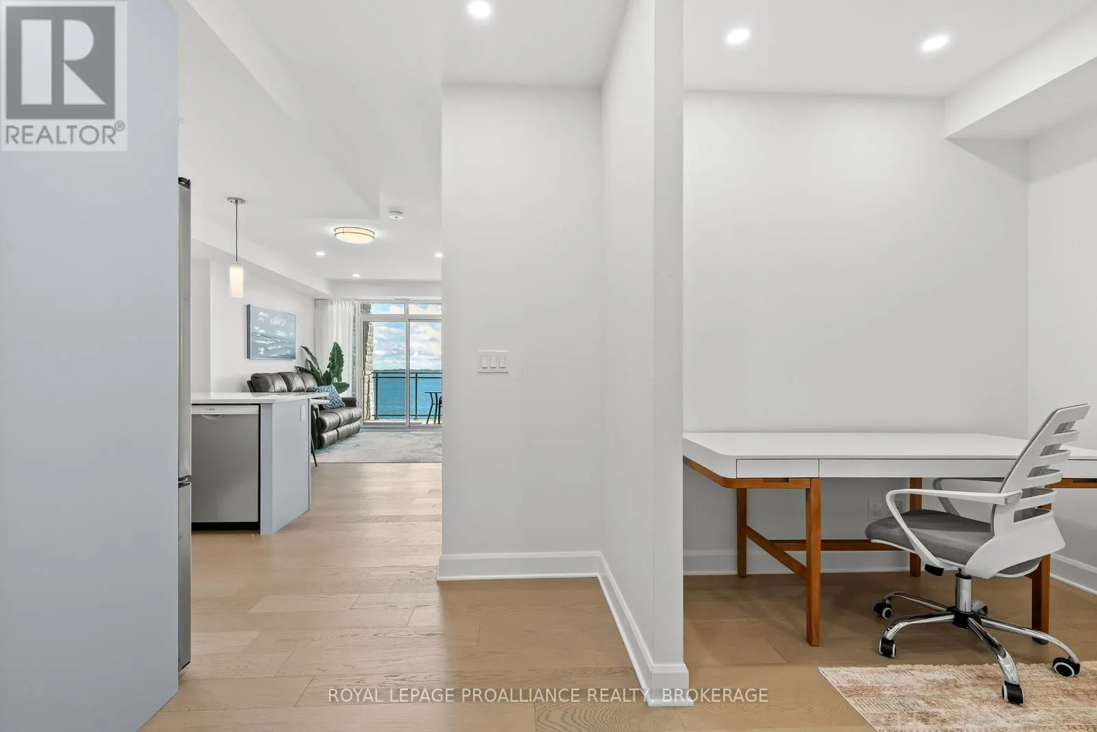 418 - 129B SOUTH STREET, #418