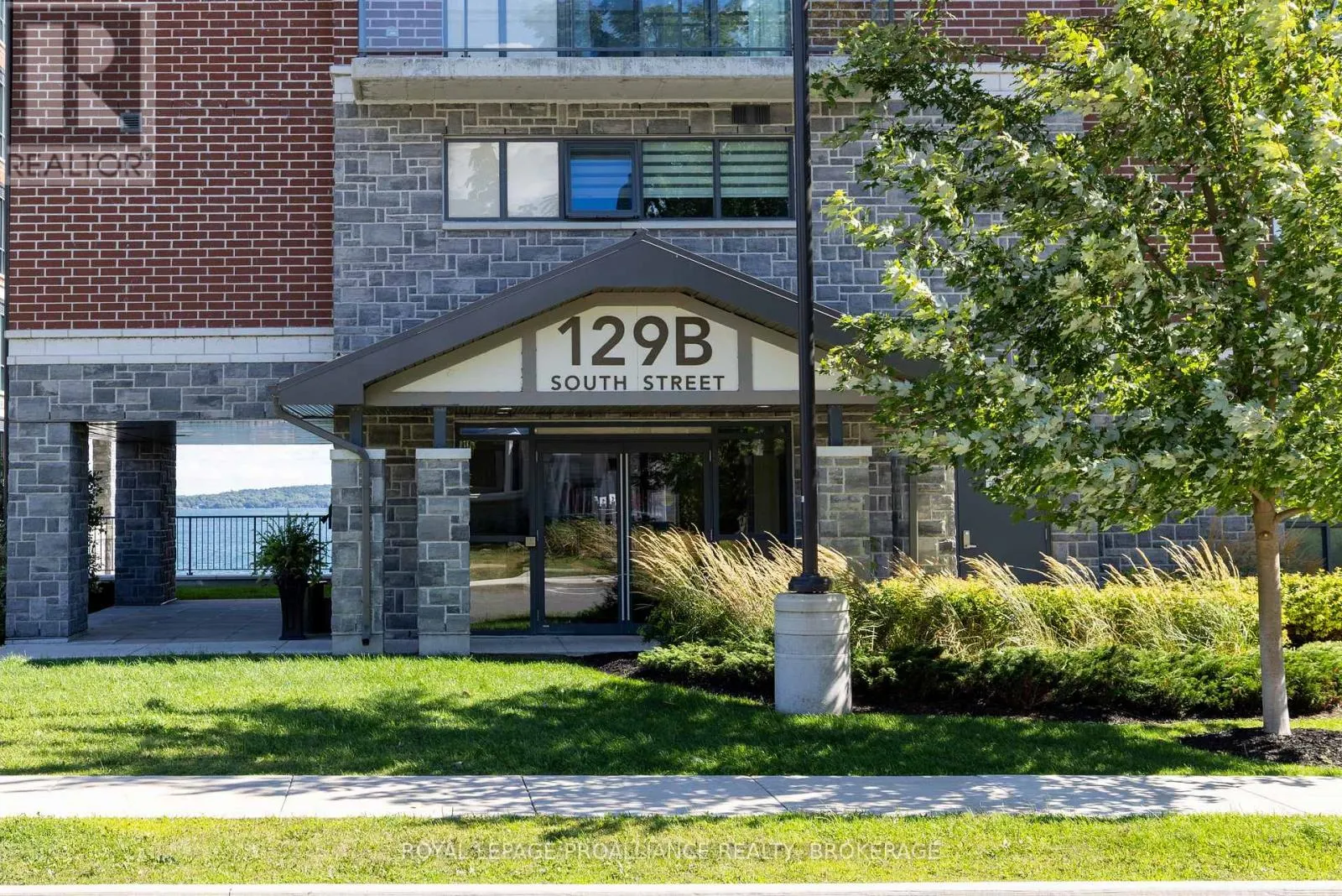 418 - 129B SOUTH STREET, #418