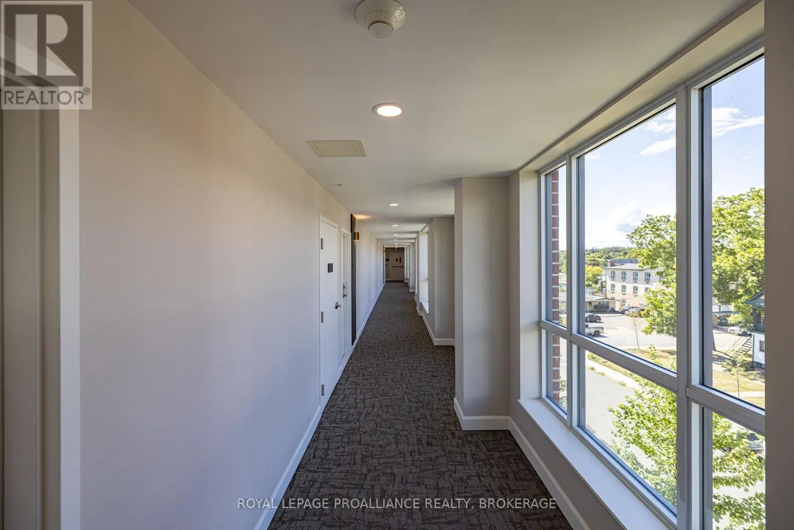 418 - 129B SOUTH STREET, #418