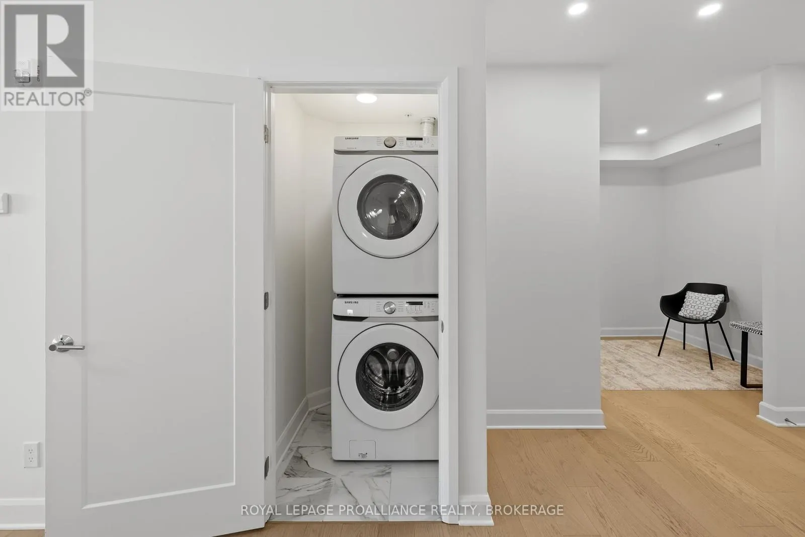 418 - 129B SOUTH STREET, #418