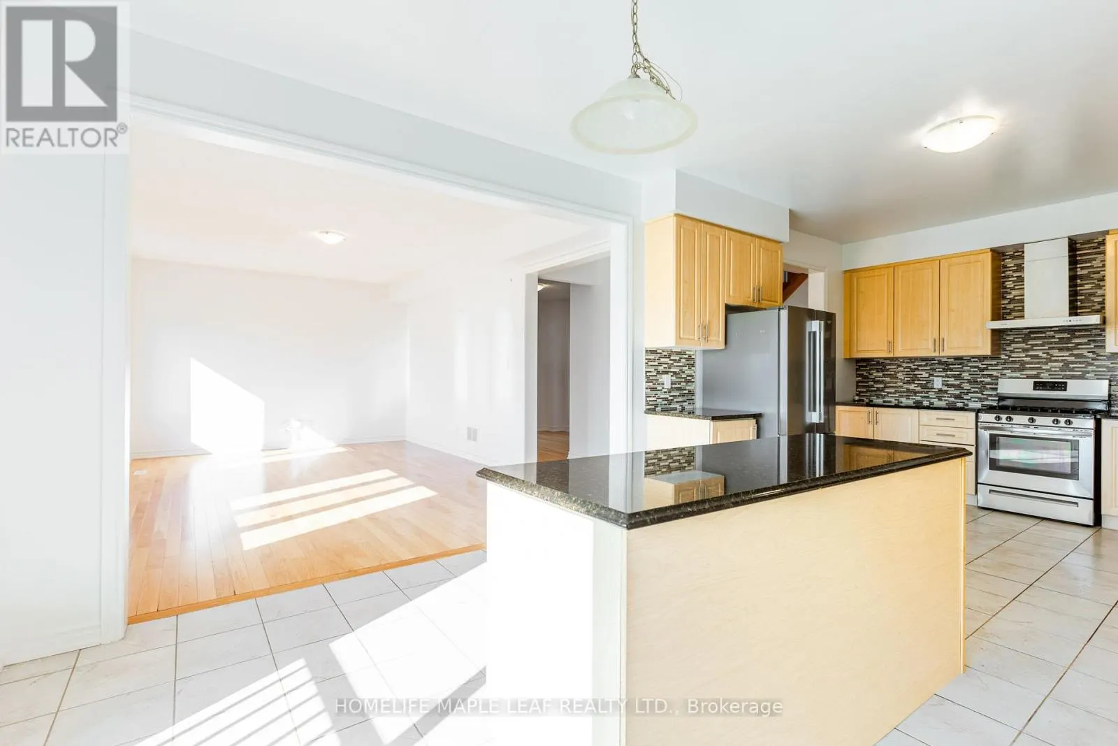 304 HAGAN STREET E