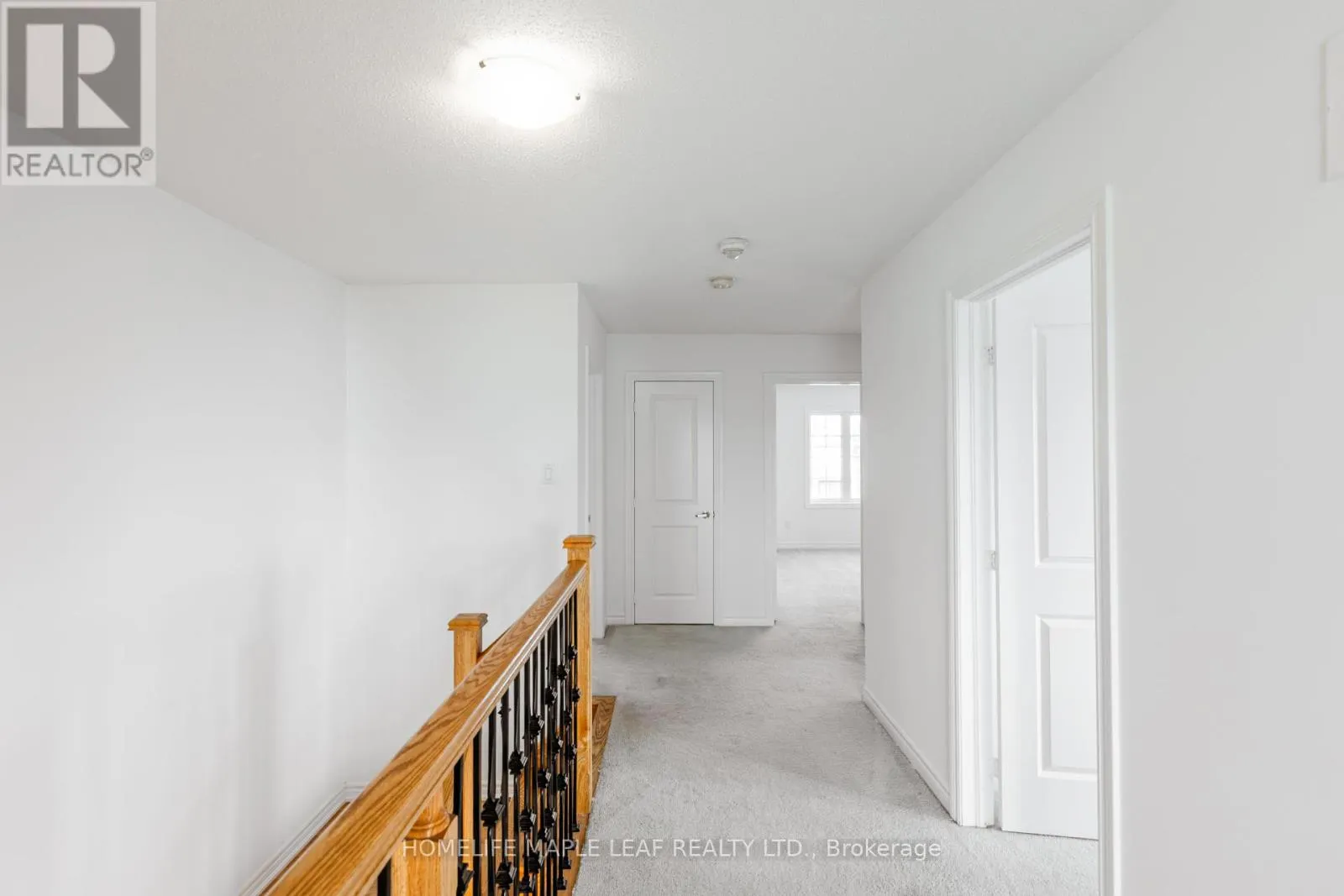 304 HAGAN STREET E