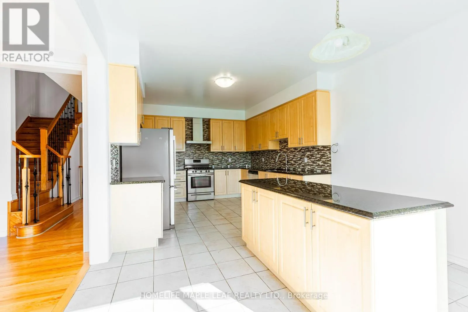 304 HAGAN STREET E