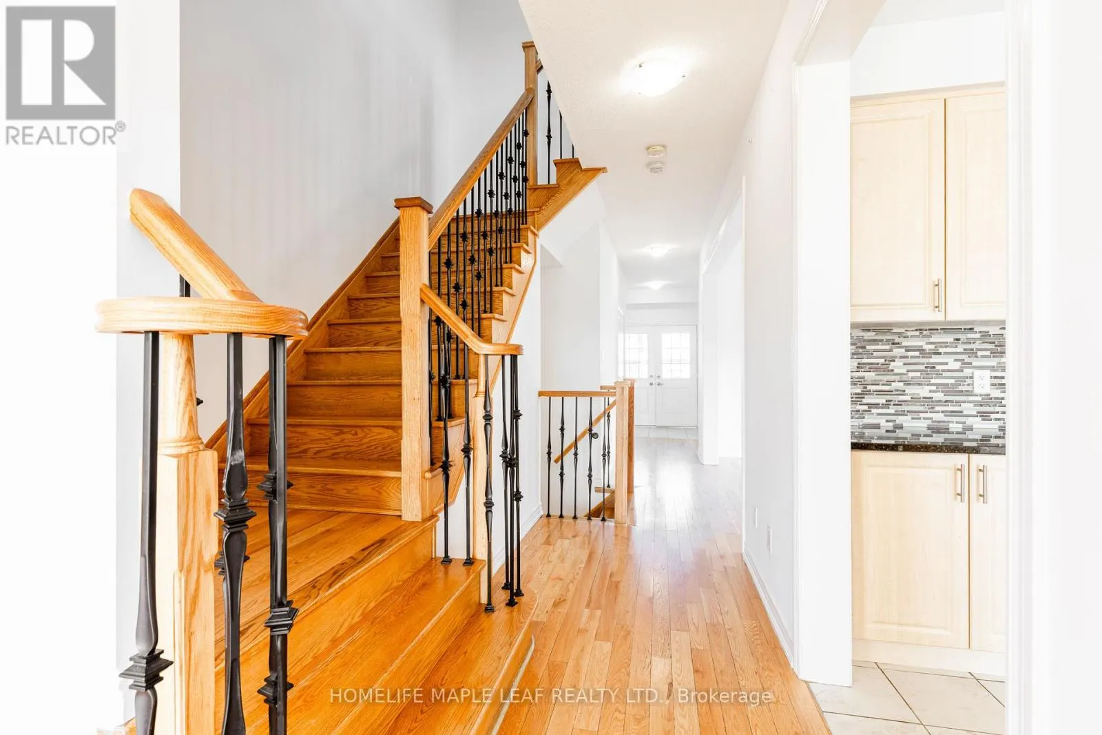304 HAGAN STREET E