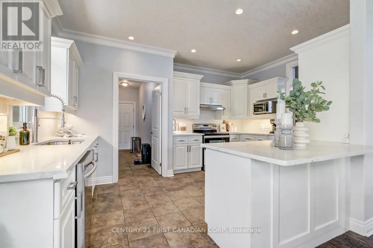 1447 KAINS WOODS TERRACE