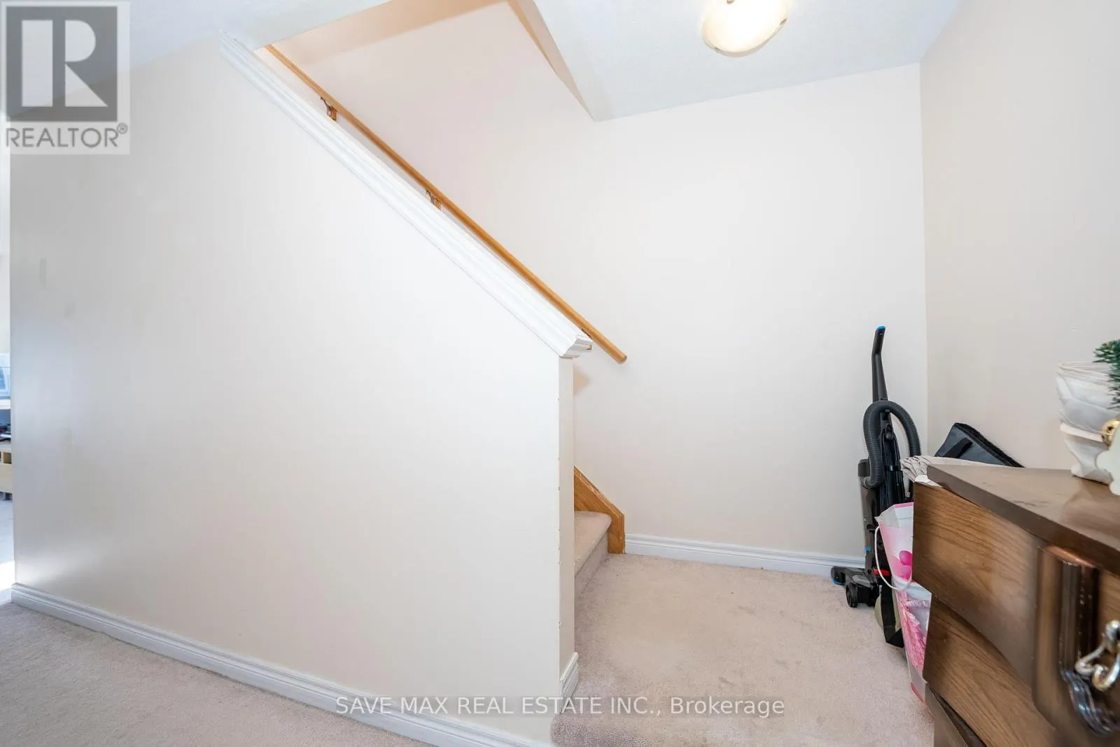43 - 420 LINDEN DRIVE