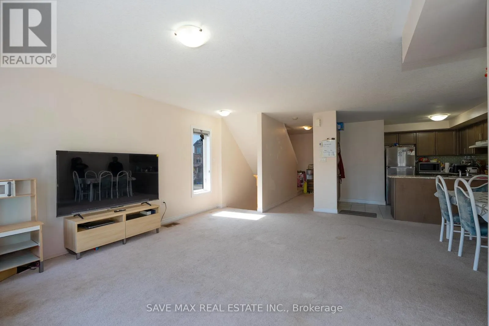 43 - 420 LINDEN DRIVE