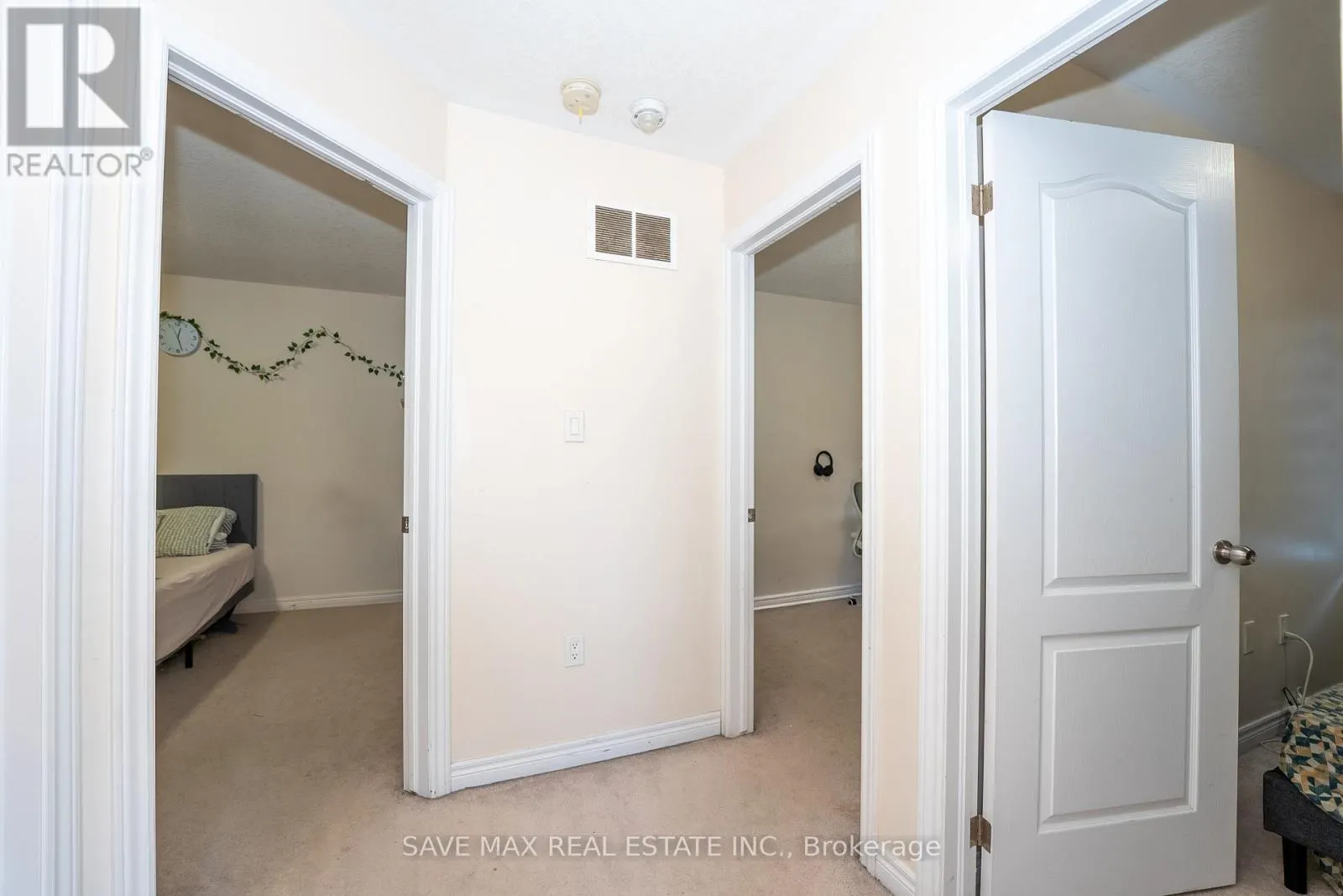 43 - 420 LINDEN DRIVE