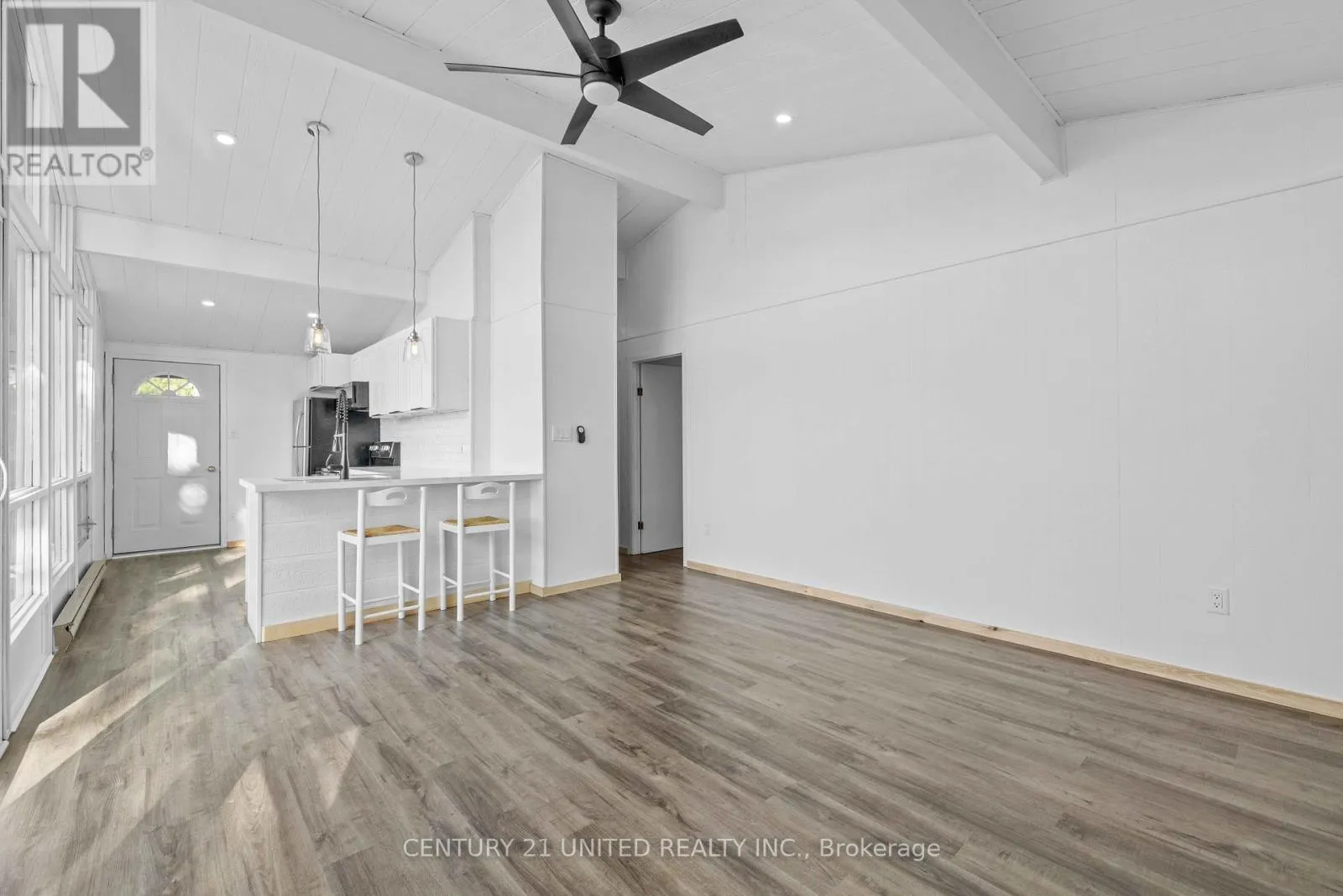 17 ROLLIE'S BAY ROAD E