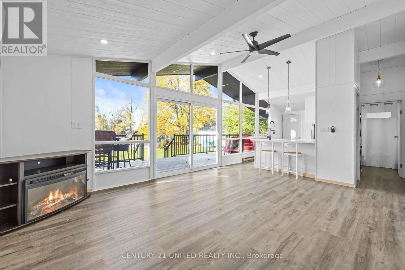 17 ROLLIE'S BAY ROAD E
