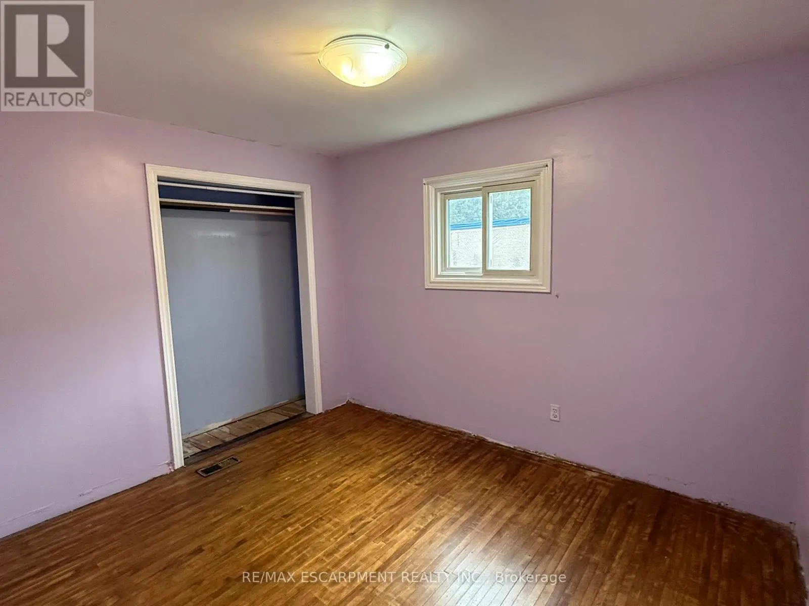106 ABERDEEN AVENUE