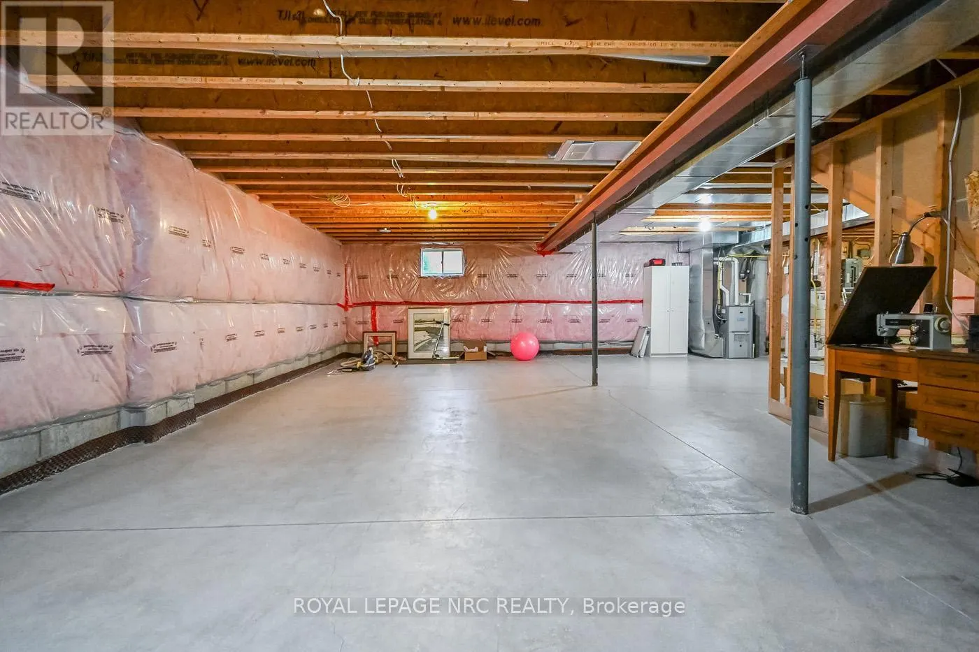 31 - 70 ELMWOOD AVENUE, #31