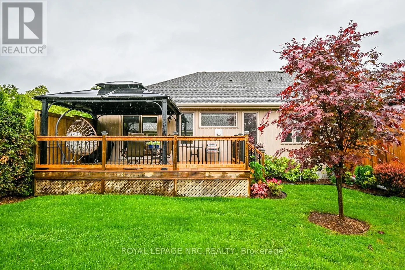 31 - 70 ELMWOOD AVENUE, #31