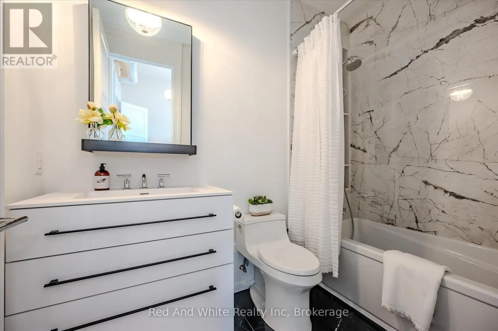 308 - 19 GUELPH AVENUE, #308