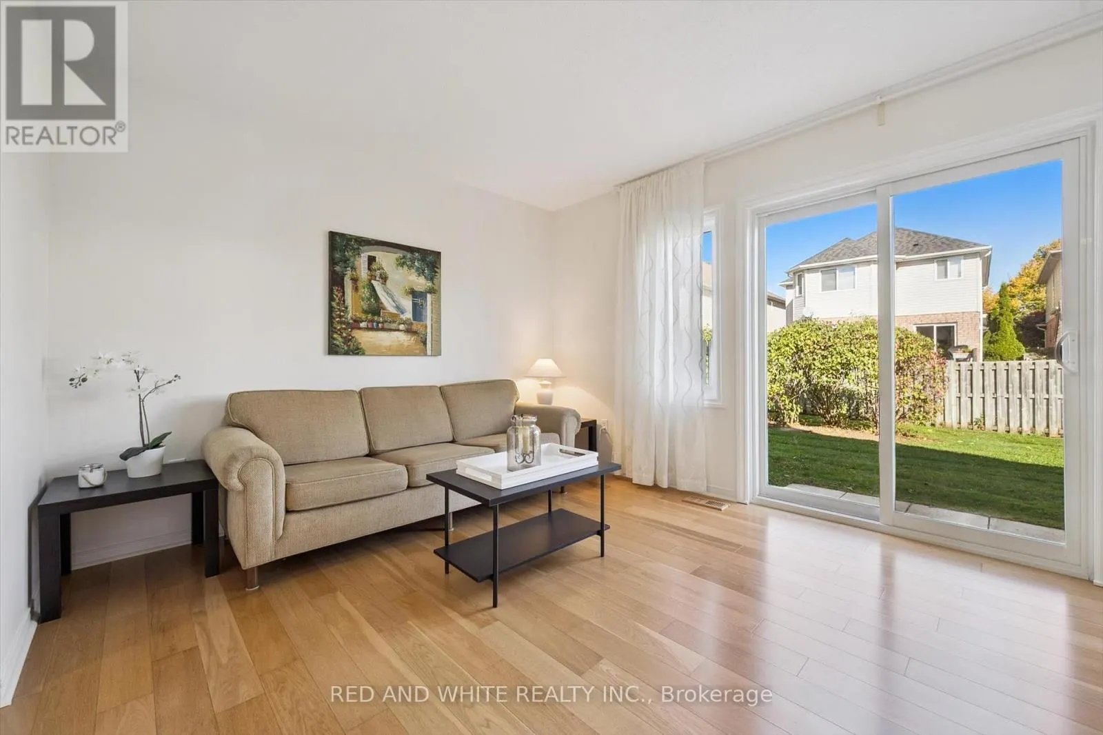 3 - 151 CLAIRFIELDS DRIVE E
