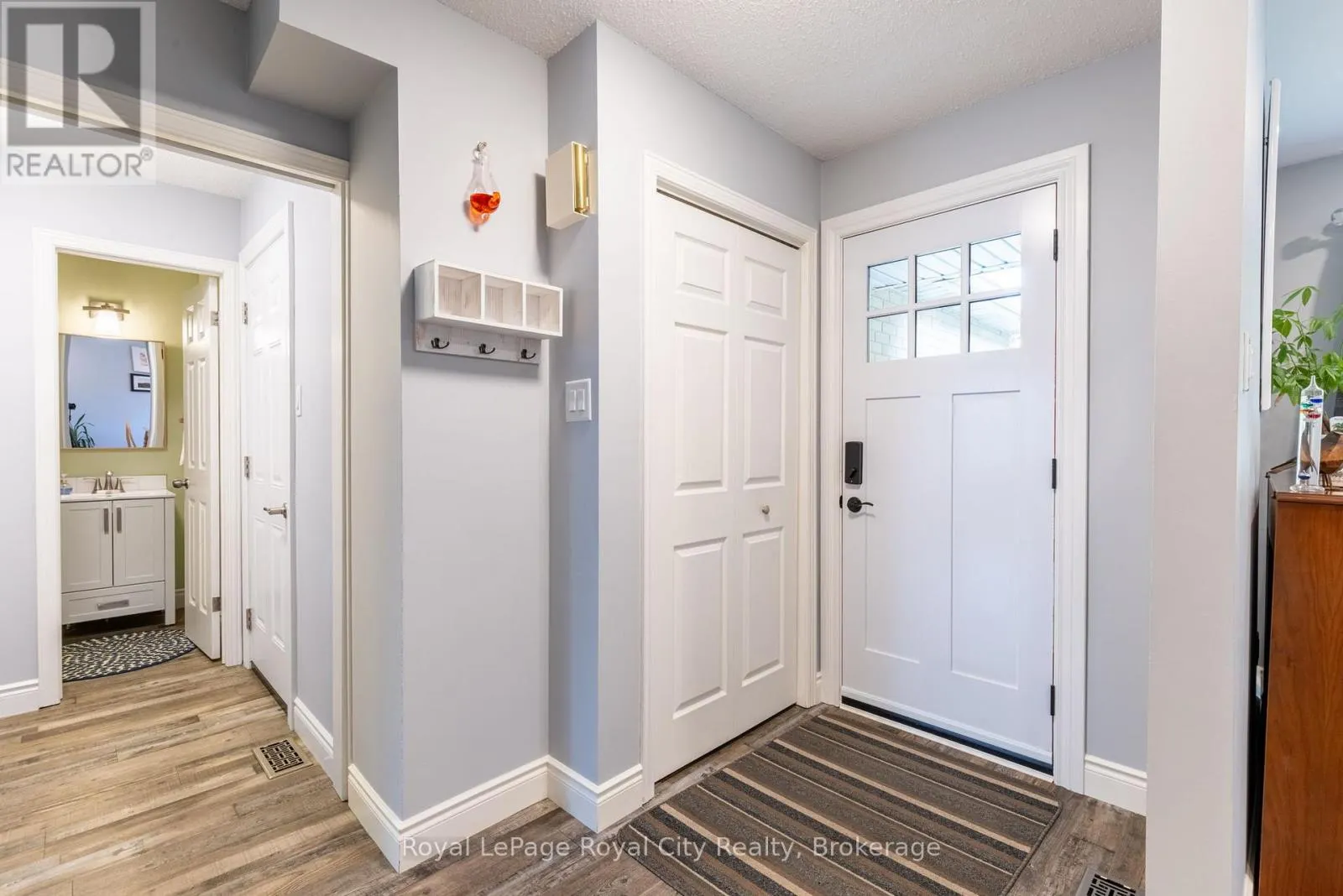 118 STIRLING MACGREGOR DRIVE