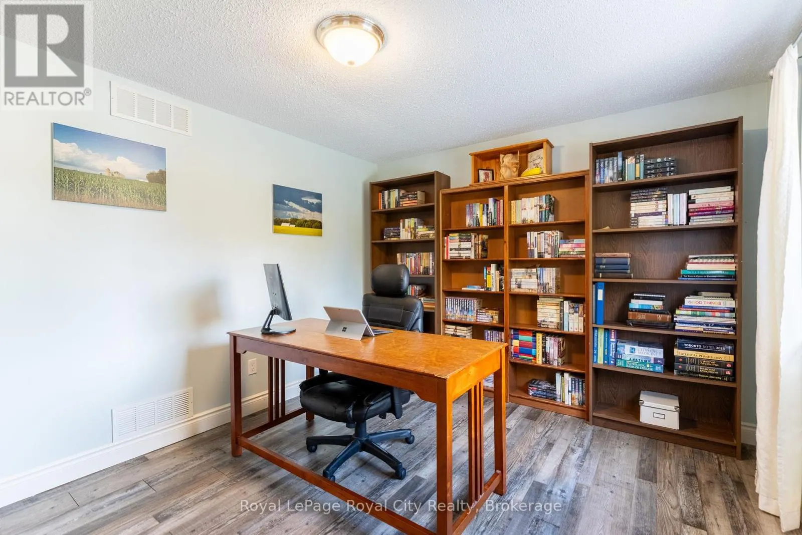 118 STIRLING MACGREGOR DRIVE