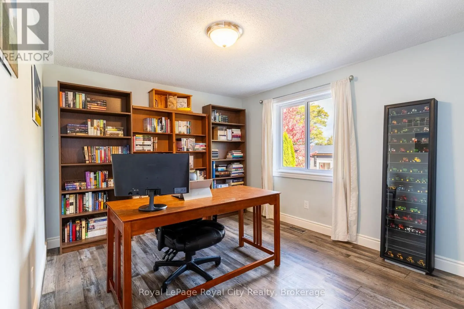 118 STIRLING MACGREGOR DRIVE