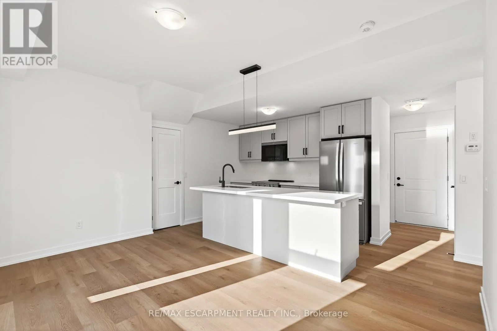 32 - 70 KENESKY DRIVE