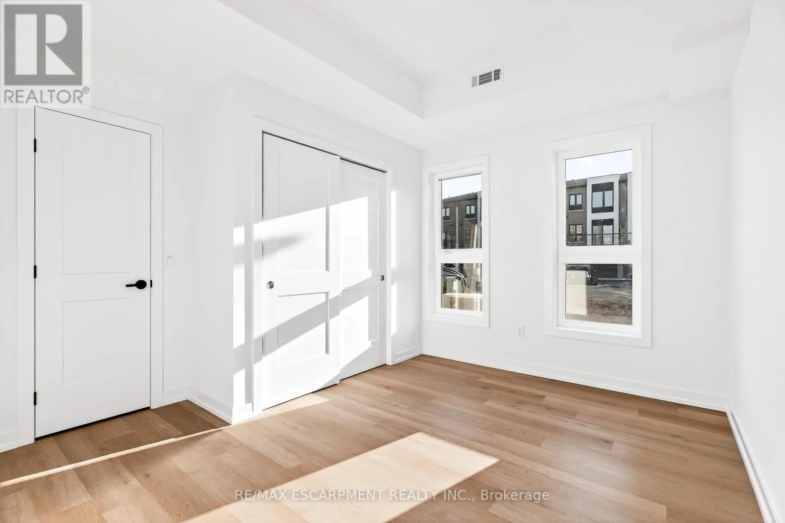 32 - 70 KENESKY DRIVE