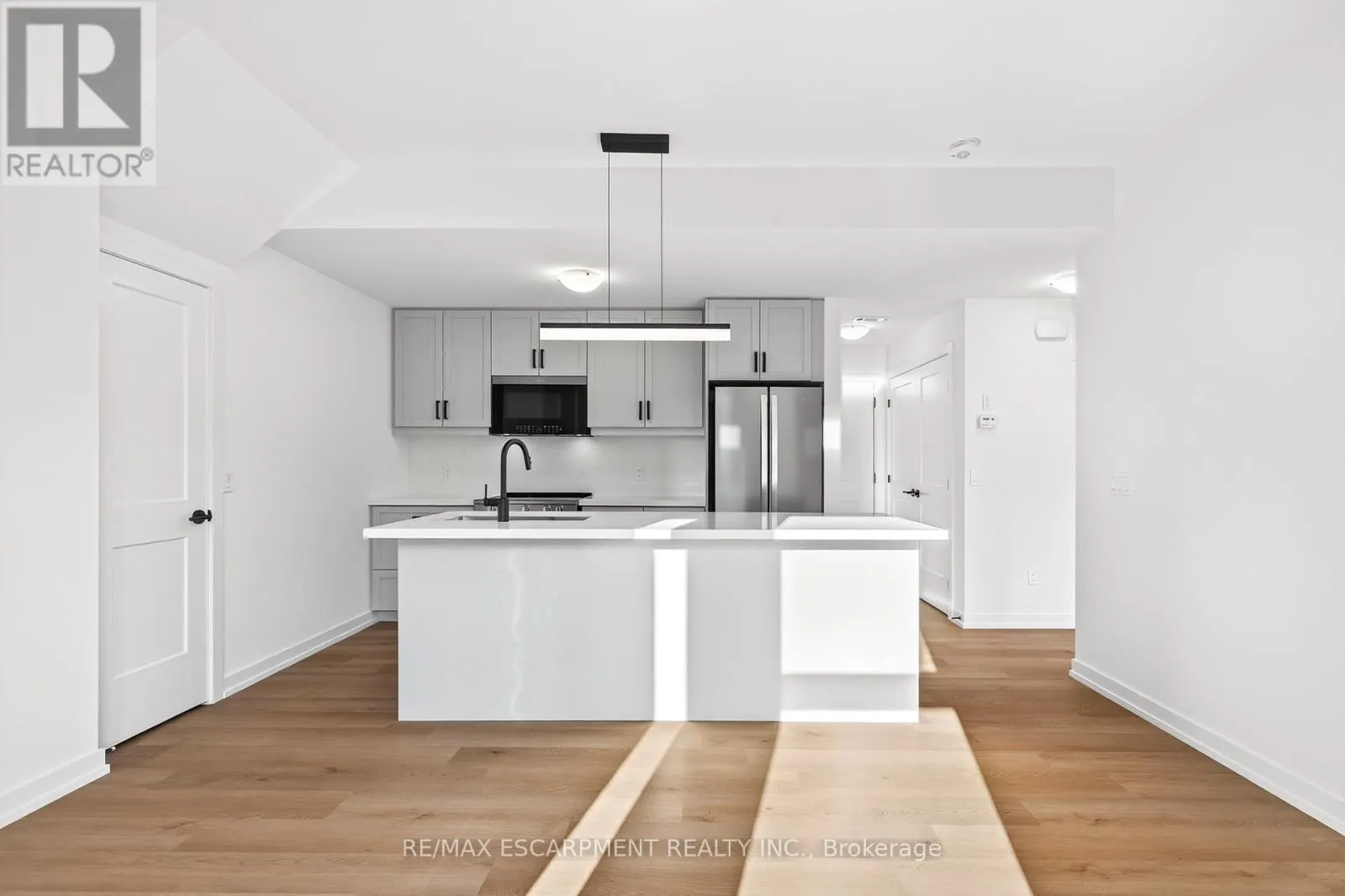 32 - 70 KENESKY DRIVE