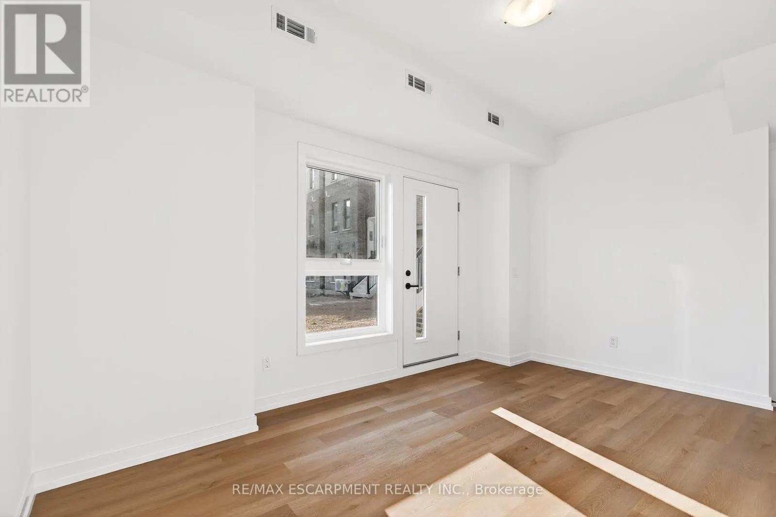32 - 70 KENESKY DRIVE