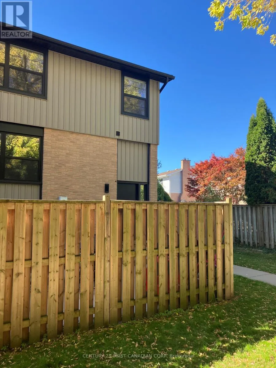 36 - 105 ANDOVER DRIVE, #36