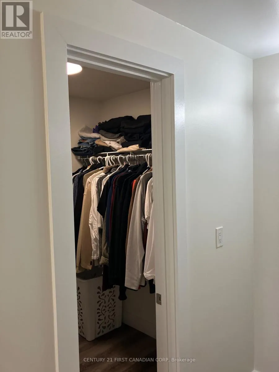 36 - 105 ANDOVER DRIVE, #36