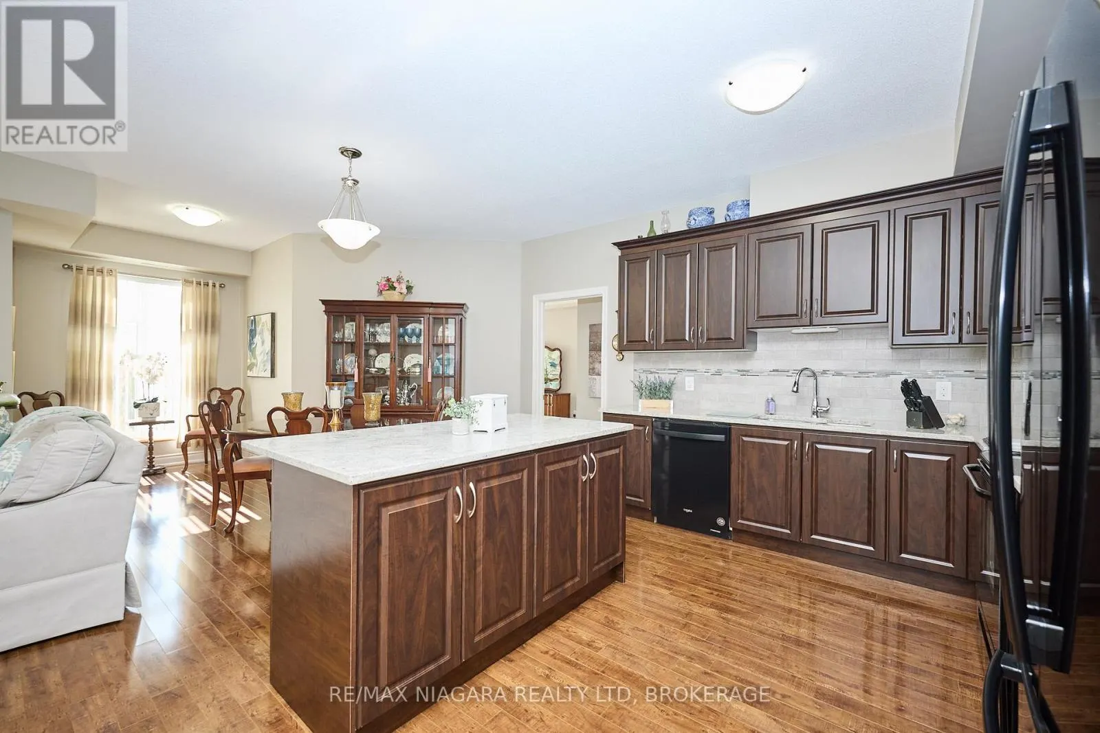 427 - 8111 FOREST GLEN DRIVE, #427