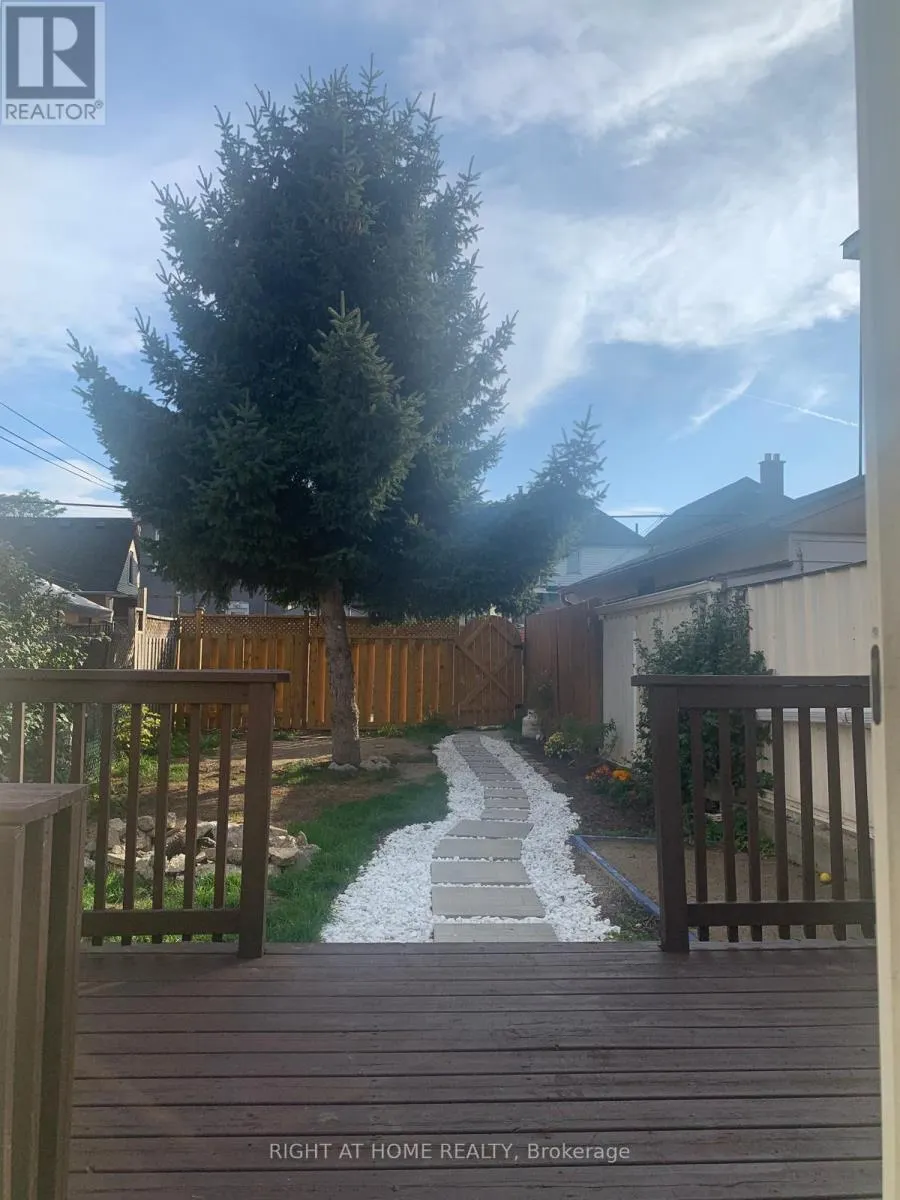 38 BEECHWOOD AVENUE