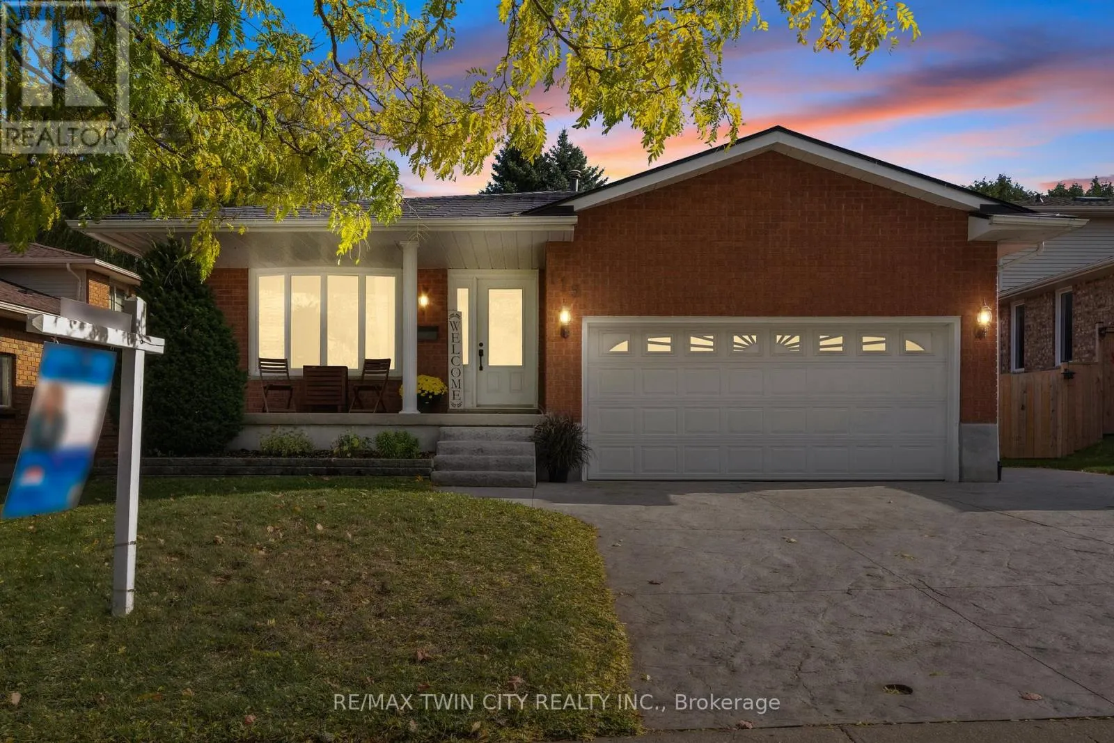 115 YELLOW BIRCH DRIVE