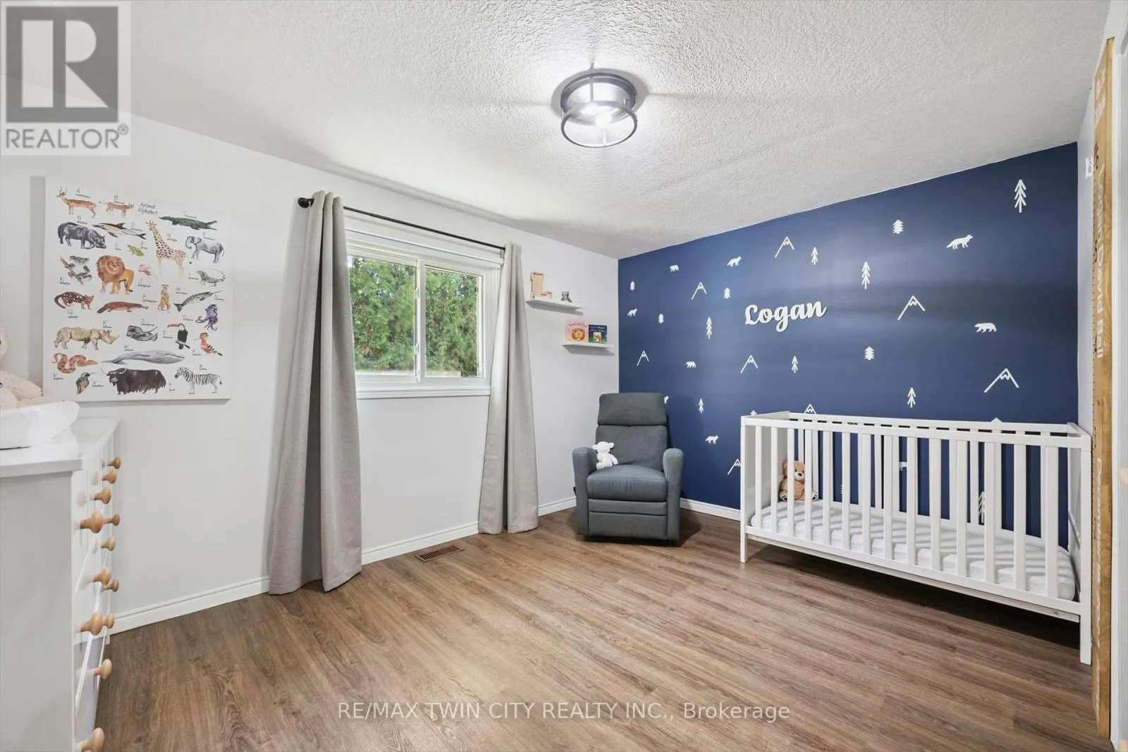 115 YELLOW BIRCH DRIVE