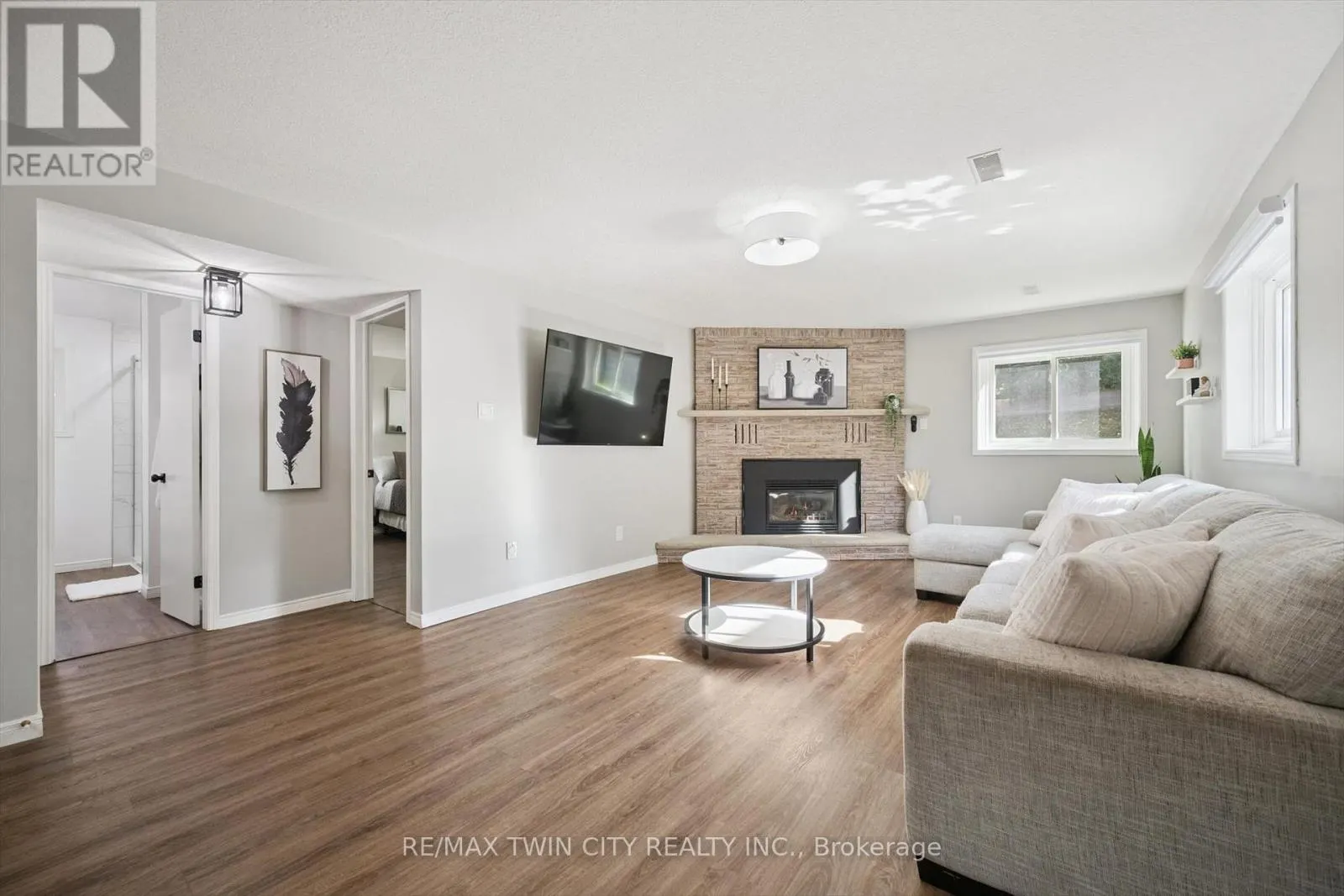 115 YELLOW BIRCH DRIVE