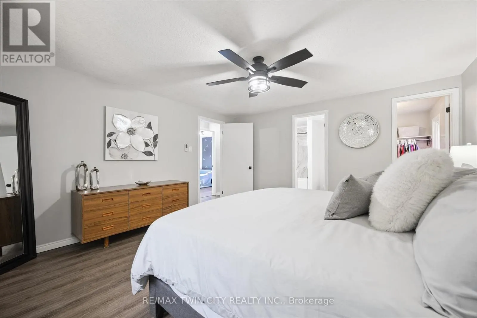 115 YELLOW BIRCH DRIVE