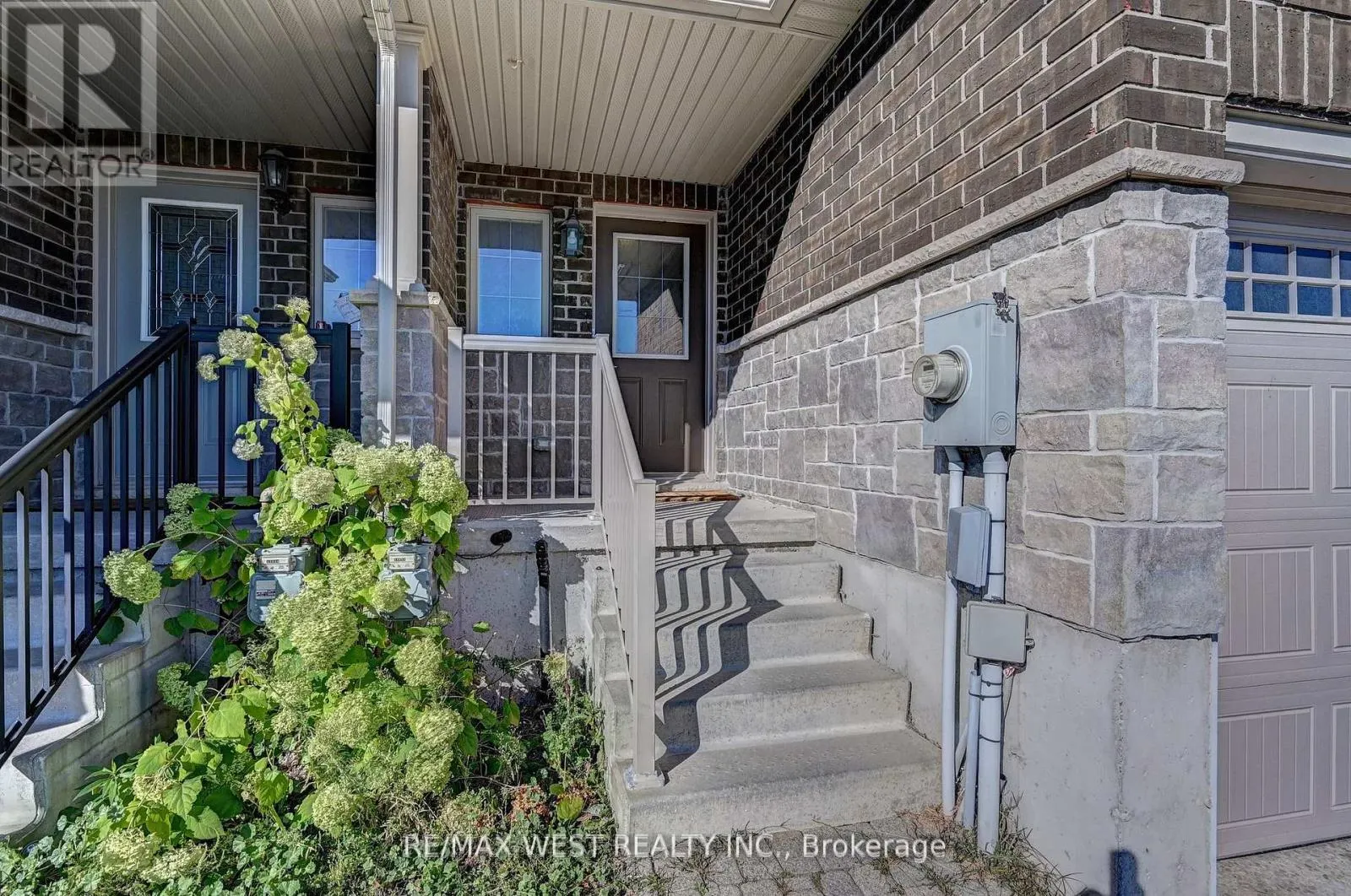 21 MACHADO STREET